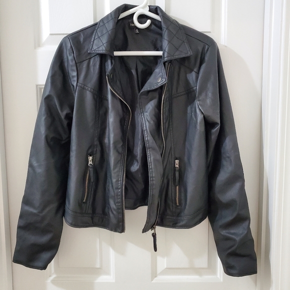 NewLook Faux Leather Jacket Size Medium. - Picture 4 of 8